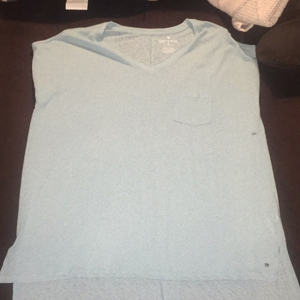 Soft and Sexy V-Neck Tee American Eagle L-XL